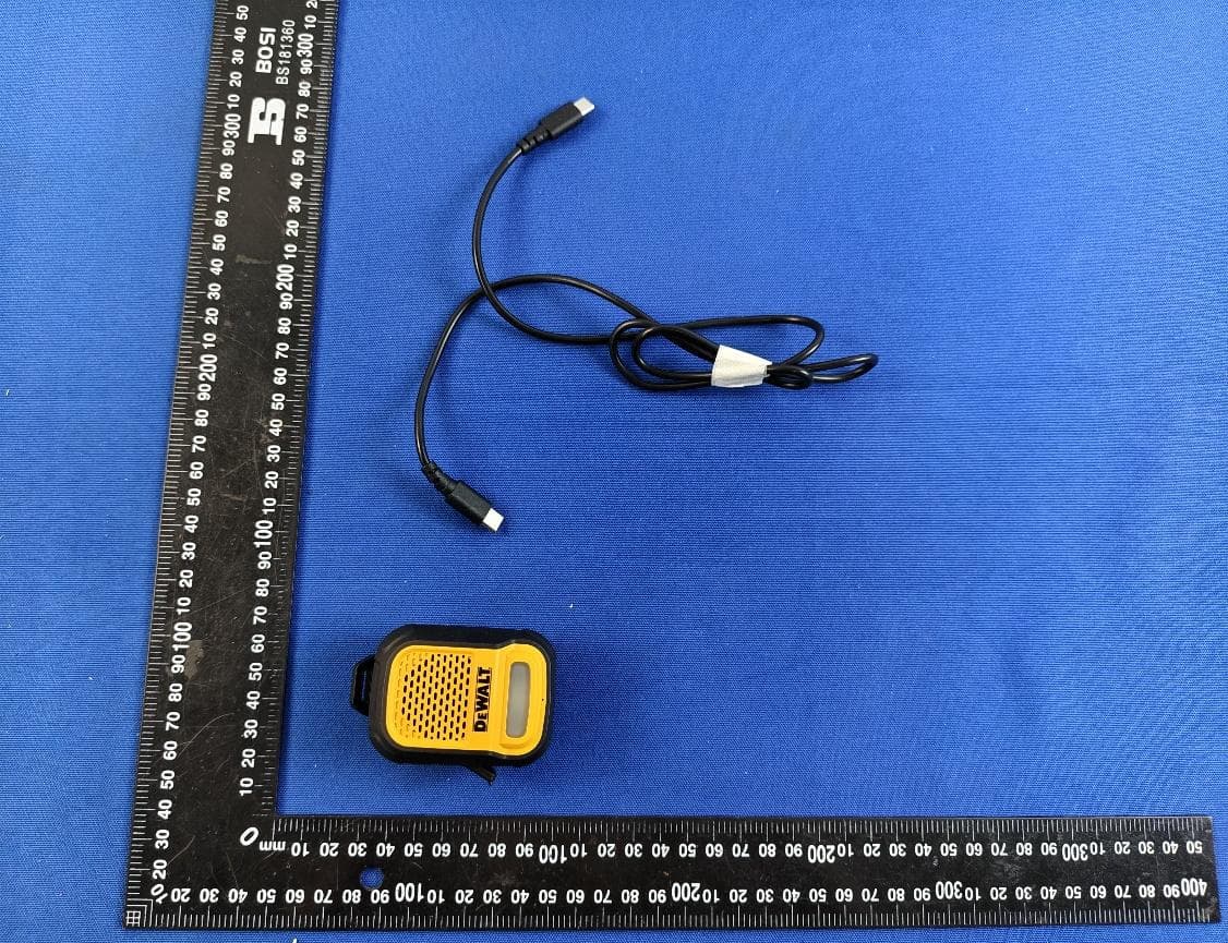 JOBSITE PRO MAX WEARABLE SPEAKER - FCC ID 2ADH6-1901178 - E-filliate Incorporated