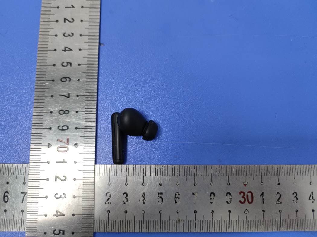 Wireless earbuds - FCC ID 2ADK3XY-EB006 - XING DA INTERNATIONAL ELECTRONICS LIMITED