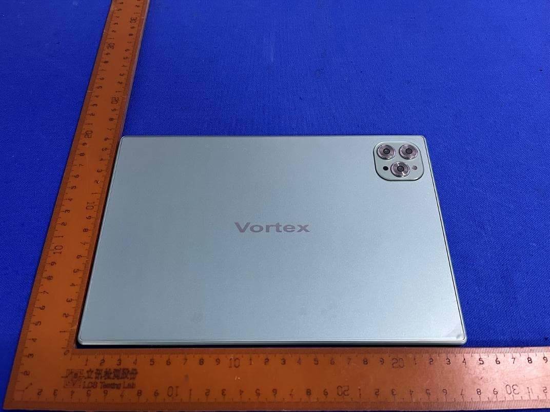 Tablet - FCC ID 2ADLJ-TAB10 - Xwireless LLC