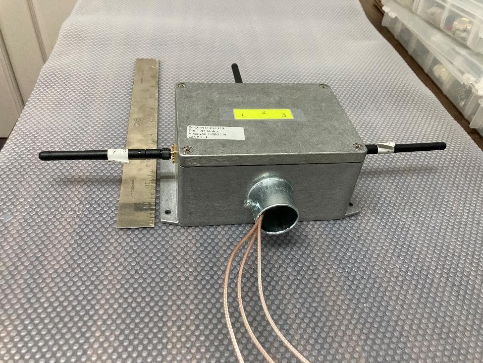 Ground based receiver for powerline sensors - FCC ID 2ADWT-ICSR01 - Southern States, LLC