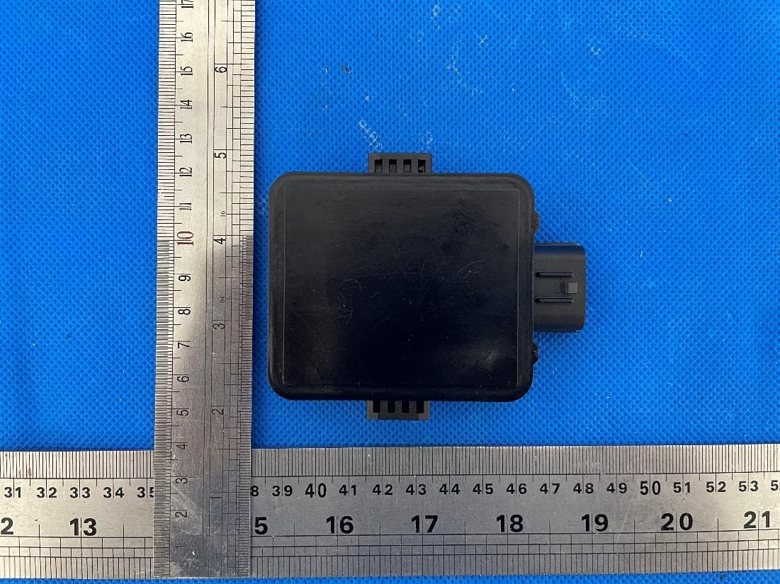 Millimeter Wave Corner Radar Sensor - FCC ID 2AEQT-DSRDT001 - Huizhou Desay SV Automotive Co., Ltd.