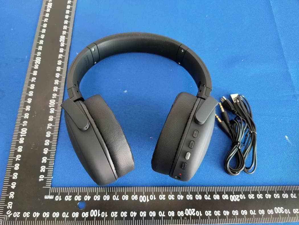 wireless headphones - FCC ID 2AFAX-HEADPODSPRO - Boompods (HK) LTD.