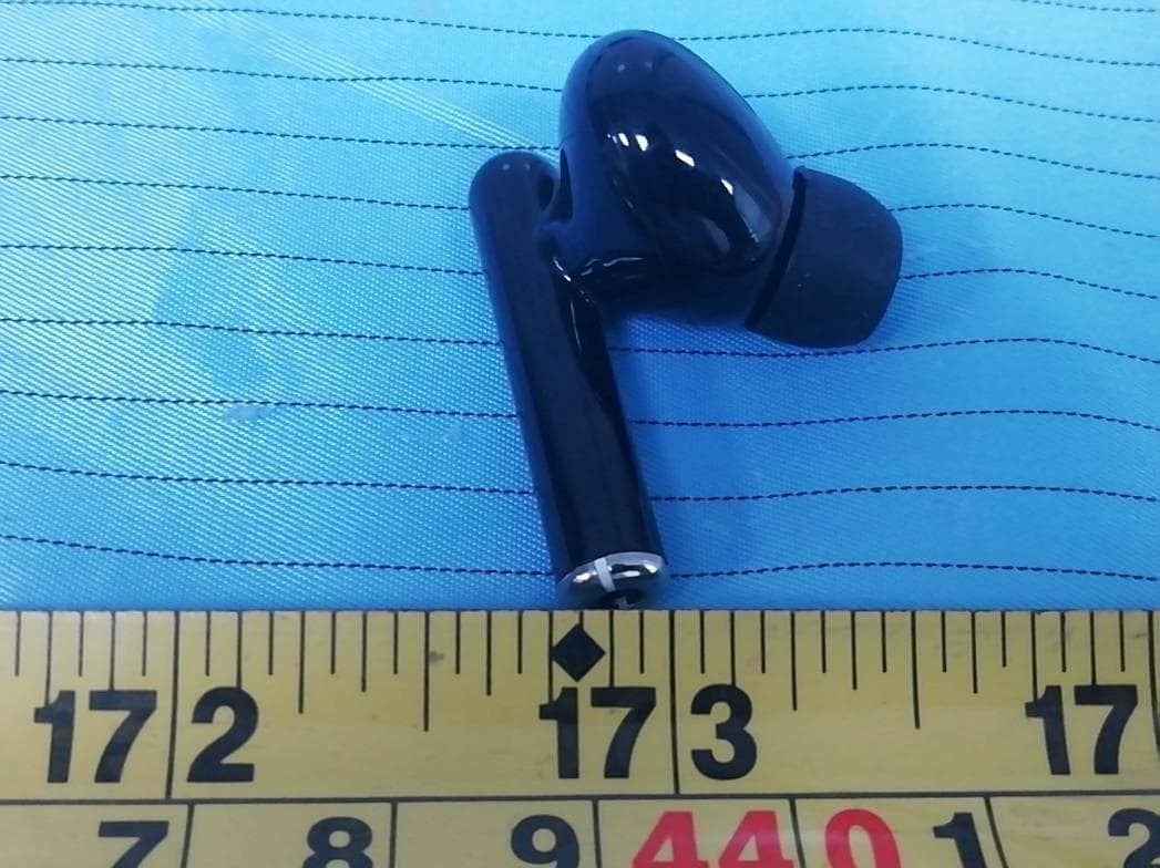TWS Earphone - FCC ID 2AFBDTW-89 - Ainovo Industry Limited
