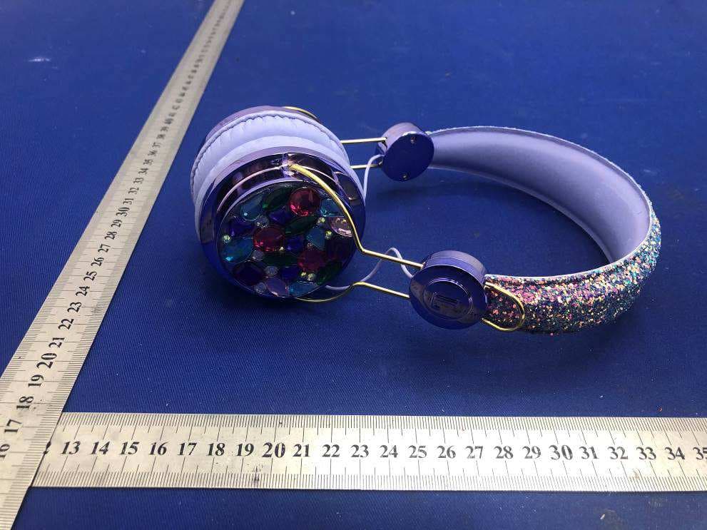 Headphones Wireless - FCC ID 2AFJP-RY-102 - Hennes & Mauritz (Shanghai) Trading Co. Ltd. No.2 Branch.