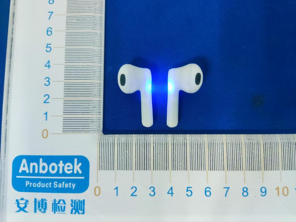 TRUE WIRELESS EARBUDS - FCC ID 2AG5CCHARTWS - Shenzhen Xinglong new plastic products limited company