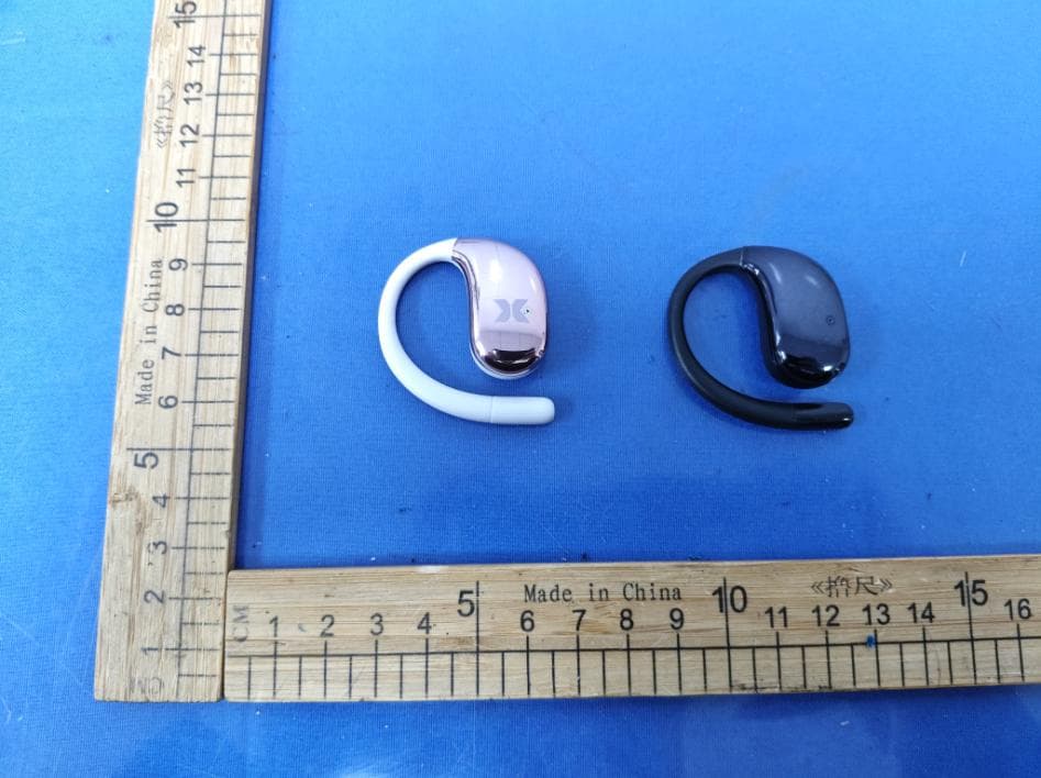 STRYD OPEN-EAR BUDS - FCC ID 2AHAS-XBE90143ER - JEM ACCESSORIES INC.