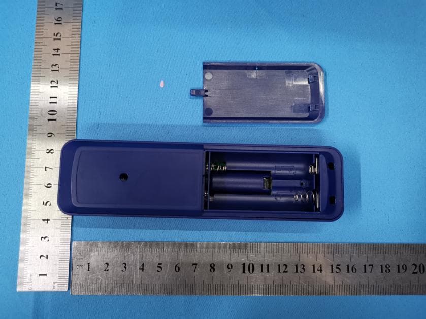 Wireless Smart Charger - FCC ID 2AHDSTC300-01 - Grandex International Corporation