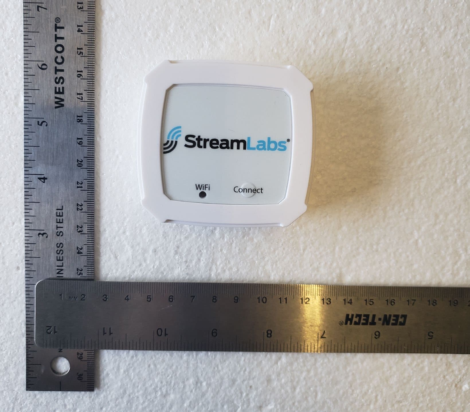 smart water leak detector - FCC ID 2AHFE-SLFP1000 - StreamLabs, Inc.