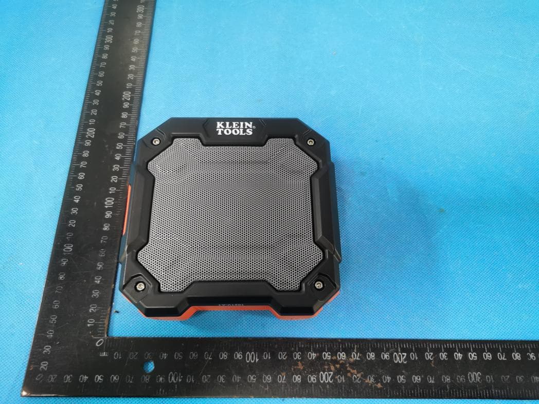 Bluetooth Speaker with Magnet and Hook - FCC ID 2AI28-AEPJS3A - Klein Tools Inc.