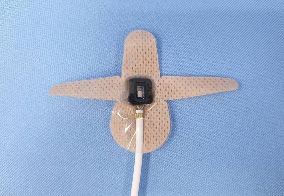 Infant Oximeter Box with Bluetooth - FCC ID 2AI5QOB0006 - Taiwan Aulisa Medical Devices Technologies, Inc.