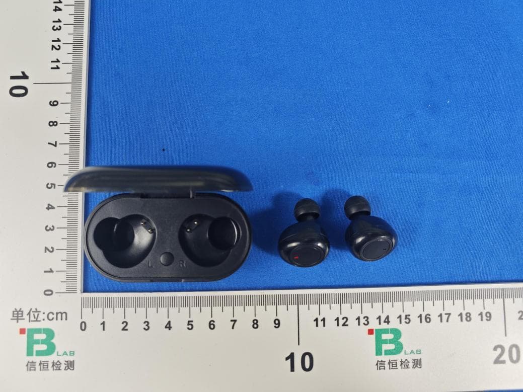 TRUE WIRELESS EARPHONES - FCC ID 2AIDL-TWS210 - Migear International Group LLC