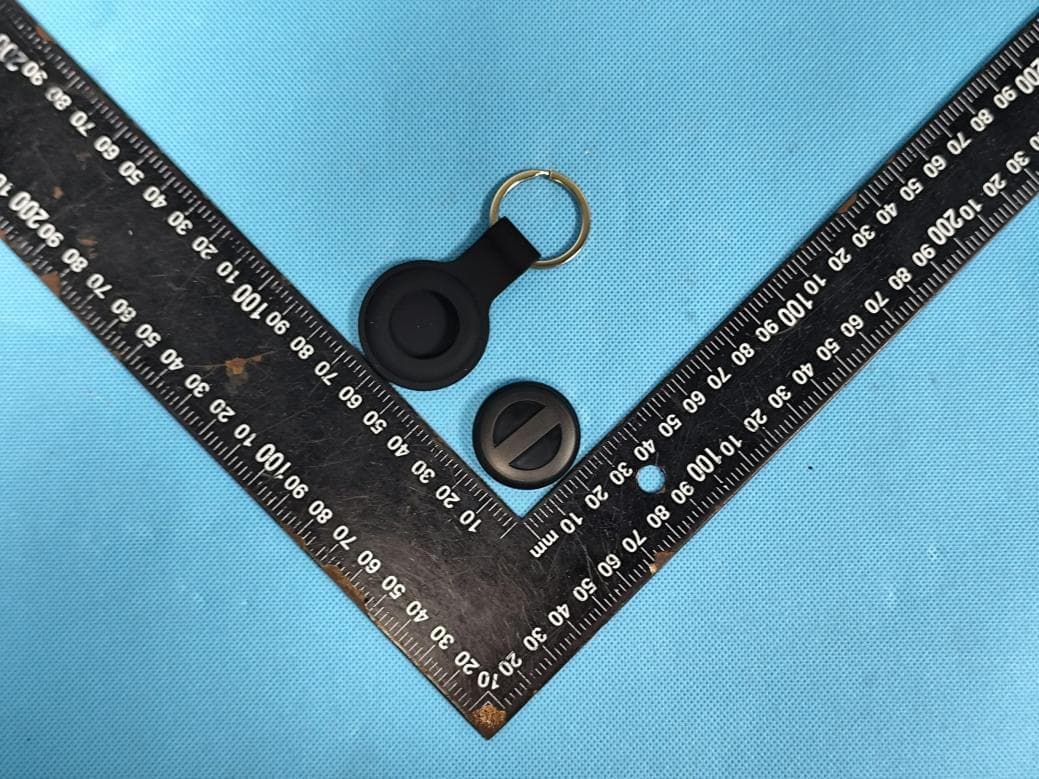 Locator - FCC ID 2AIGW-M10 - Shenzhen Kairuixiang Electronics Co.,Ltd.