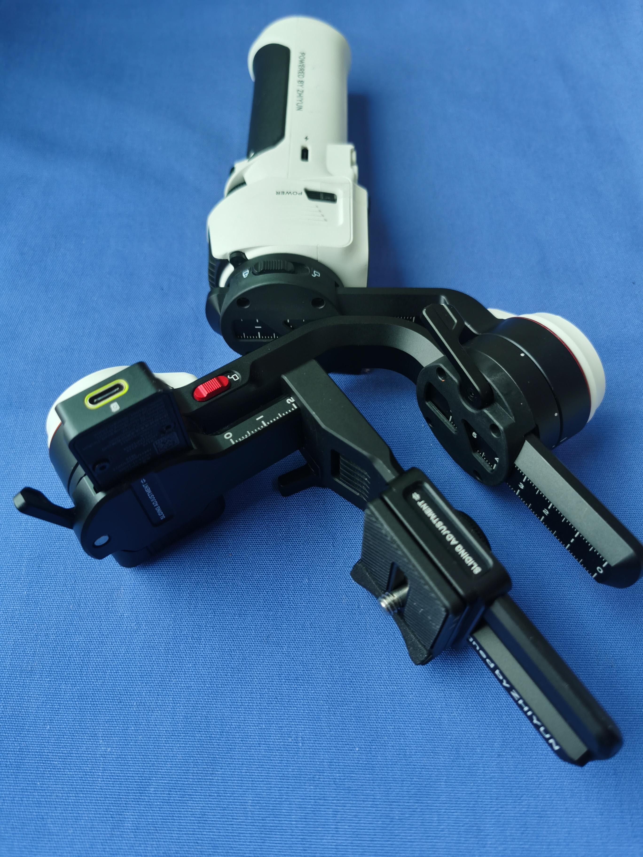 CRANE-M3S Camera Stabilizer - FCC ID 2AIHFZYCR127 - Guilin Zhishen Information Technology Co.,Ltd.