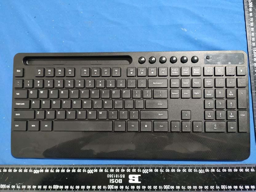 2.4 GHz multimedia Wireless Keyboard - FCC ID 2AIL4-PC321A - VTIN TECHNOLOGY Co., Limited