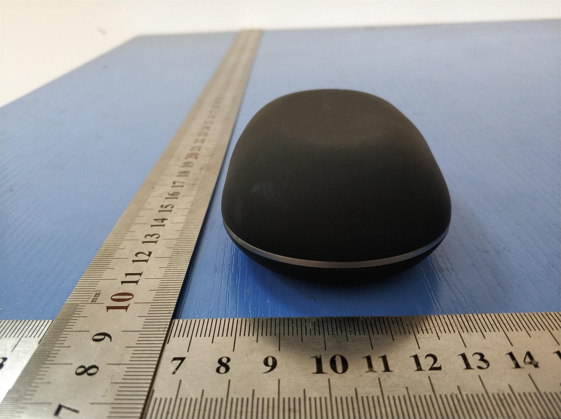 Bluetooth Earbuds With Charging Case - FCC ID 2AIY2-DRIPZ - Fortyfour group LLC