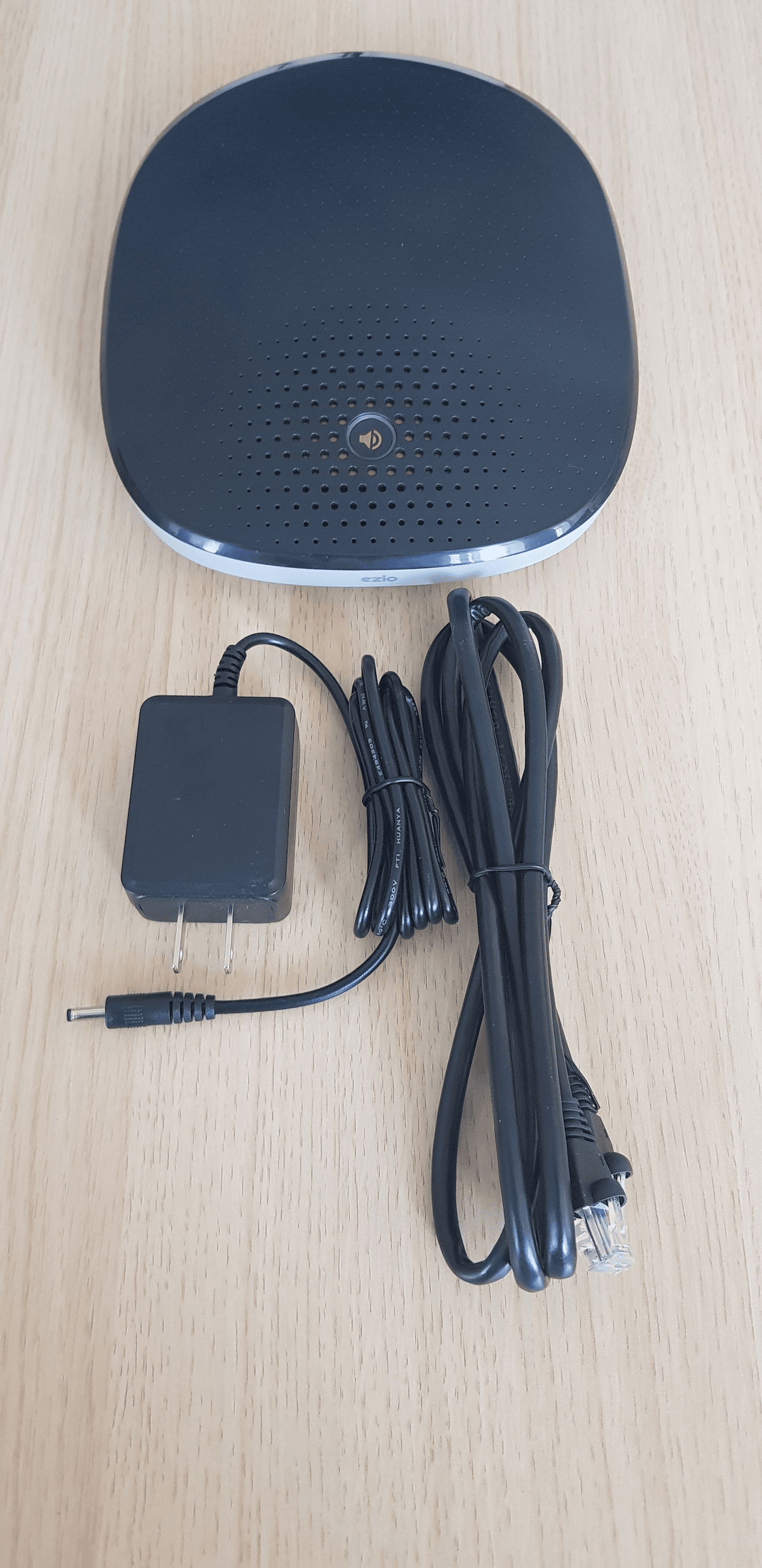 Smart Home Controller - FCC ID 2AIYW-E550 - EZLO INC.