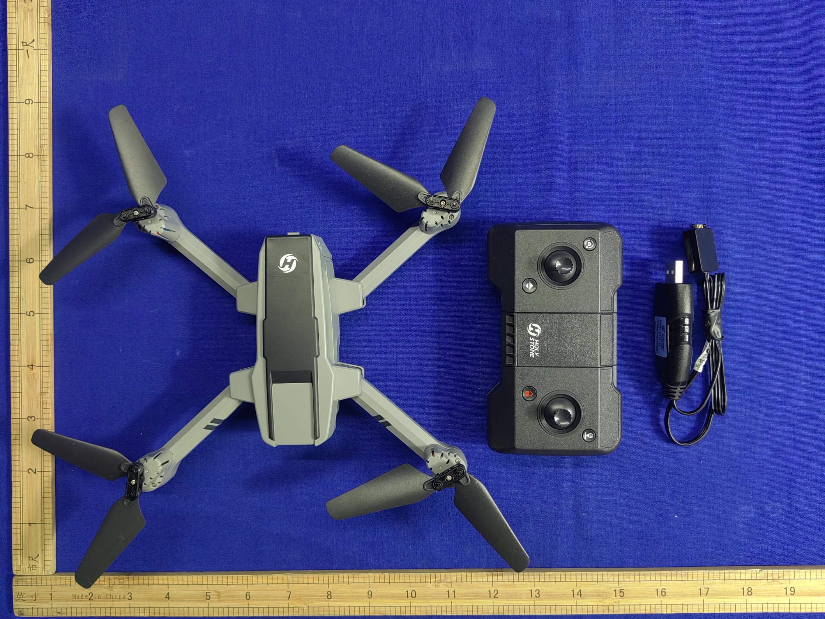 Quadcopter - FCC ID 2AJ55HOLYSTONEIT - Xiamen Huoshiquan Import & Export CO., LTD