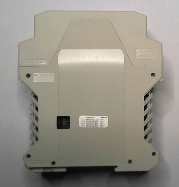 Electronic-Key adapter EKS - FCC ID 2AJ58-16 - EUCHNER GmbH Co.KG