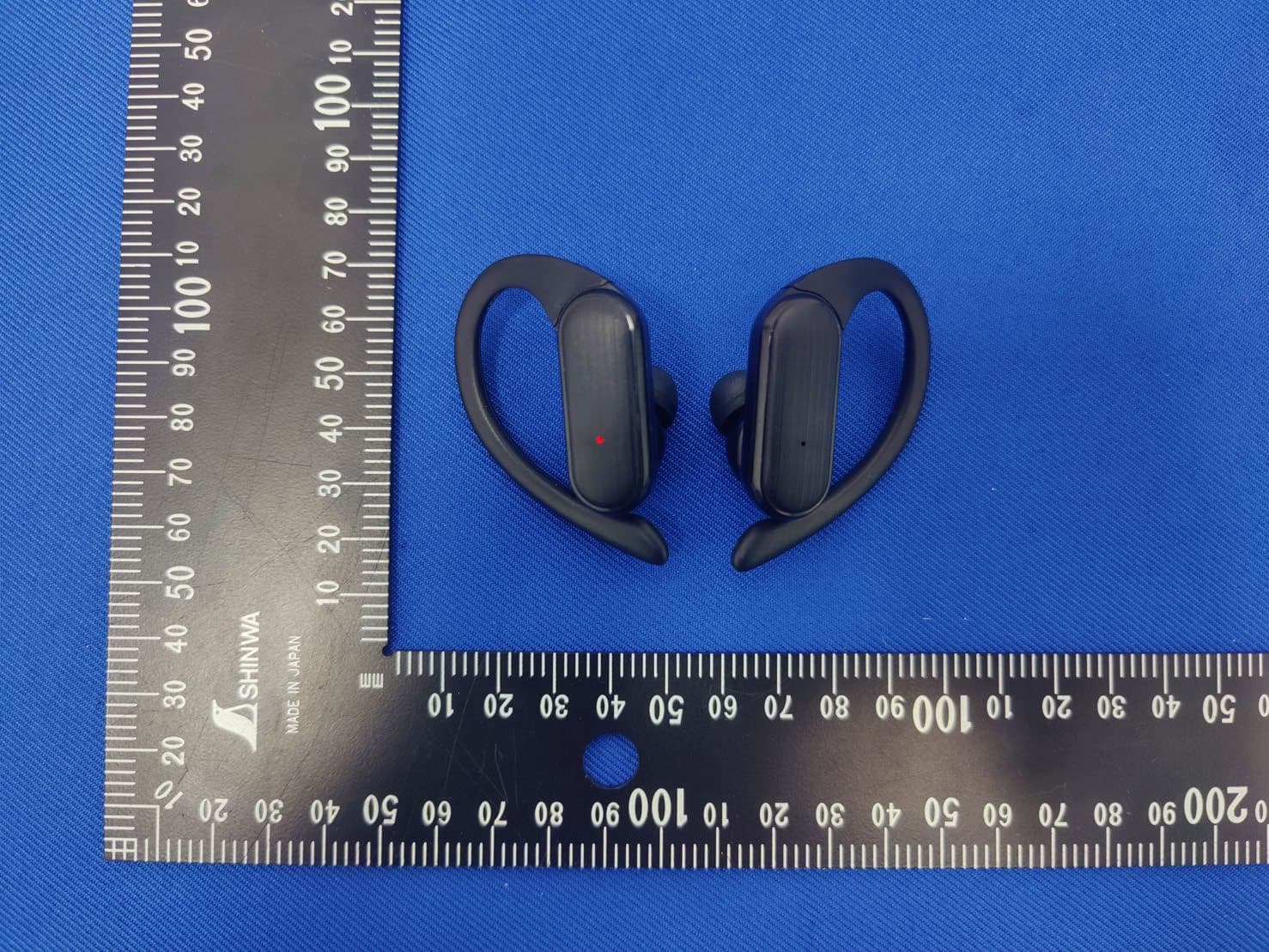 IJOY LIGHTNING-TWS EARBUDS - FCC ID 2AJQ7LIGHTNING - QUEST USA CORP