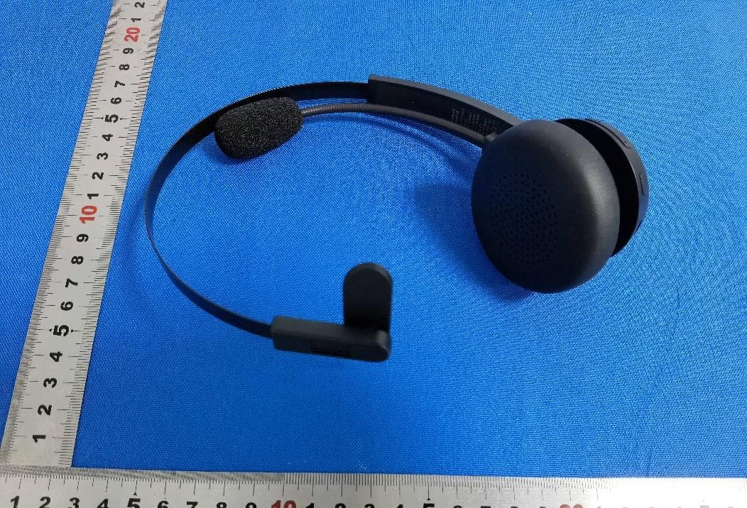 Bluetooth headset - FCC ID 2AK8Q-TKHS003 - Shenzhen Unichain Technology Co., Ltd
