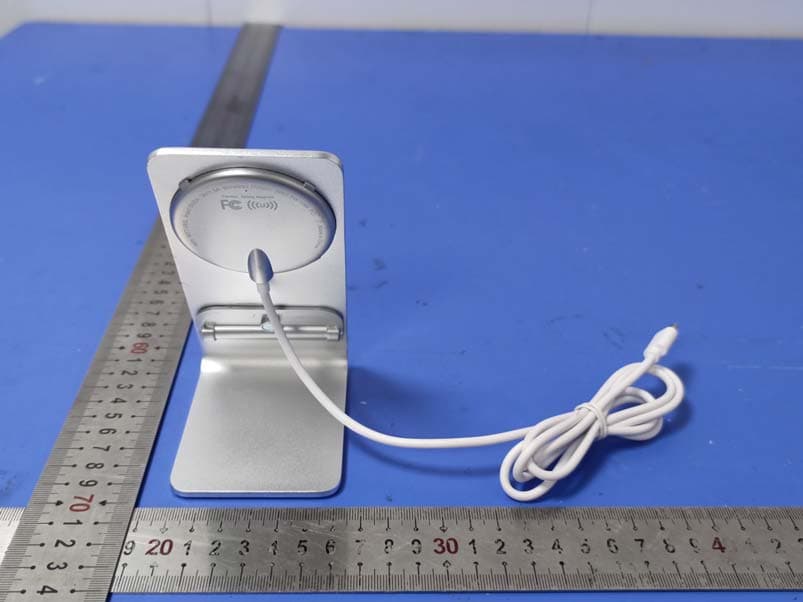 Wireless Charging Stand - FCC ID 2ALCFXY-OT038 - Dongguan Xing Yue Electronic co., Ltd