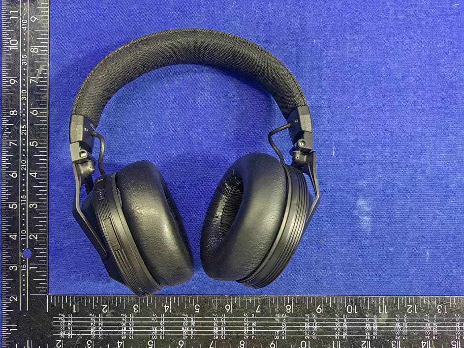Wireless Monitor Headphones system - FCC ID 2AM73-HDJF10 - AlphaTheta Corporation