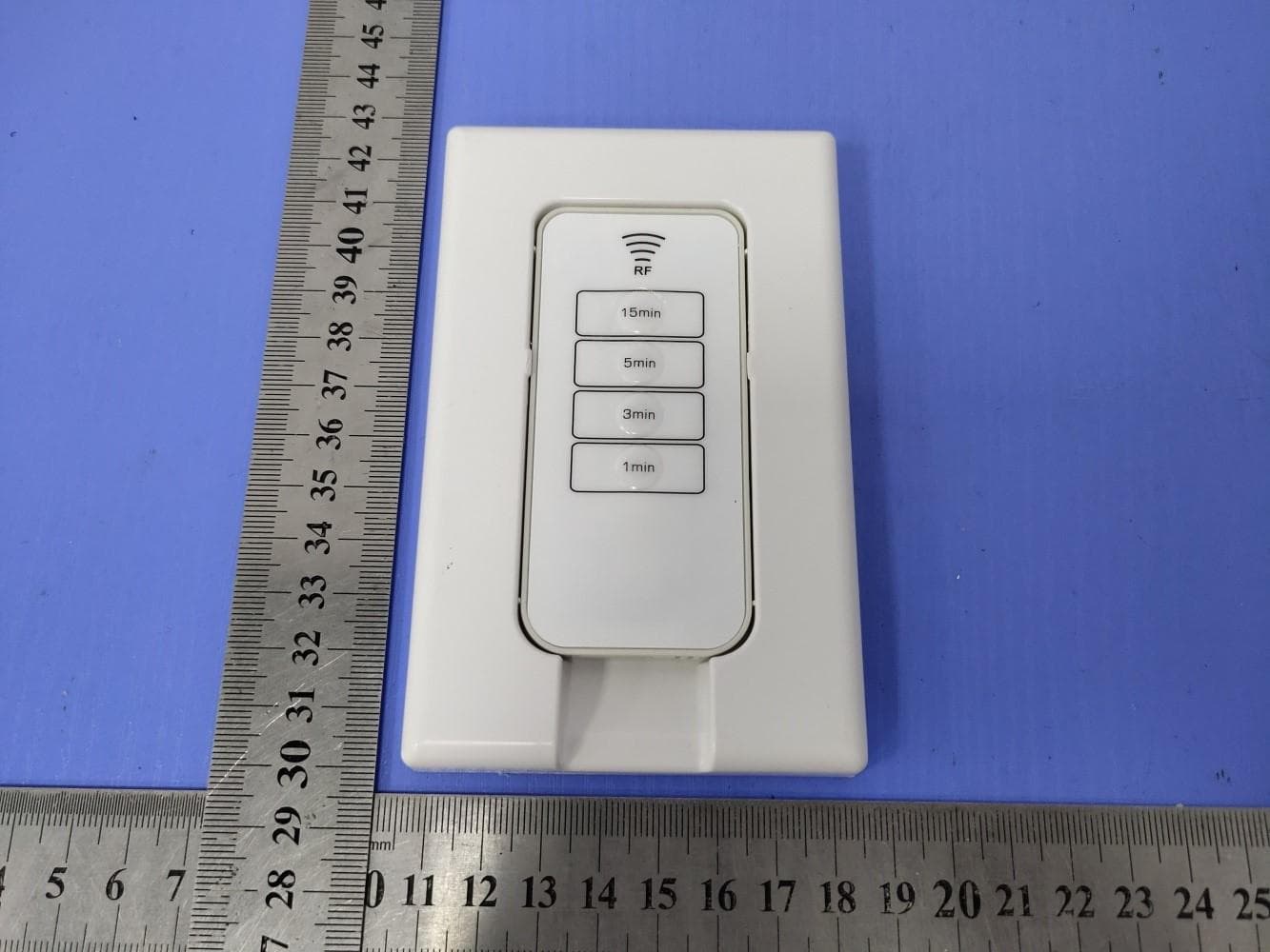 7 inch Closet Light w/Removable Remote - FCC ID 2AMNJ-FDI-RP060 - Jie Du Electronics Technology Co.,LTD