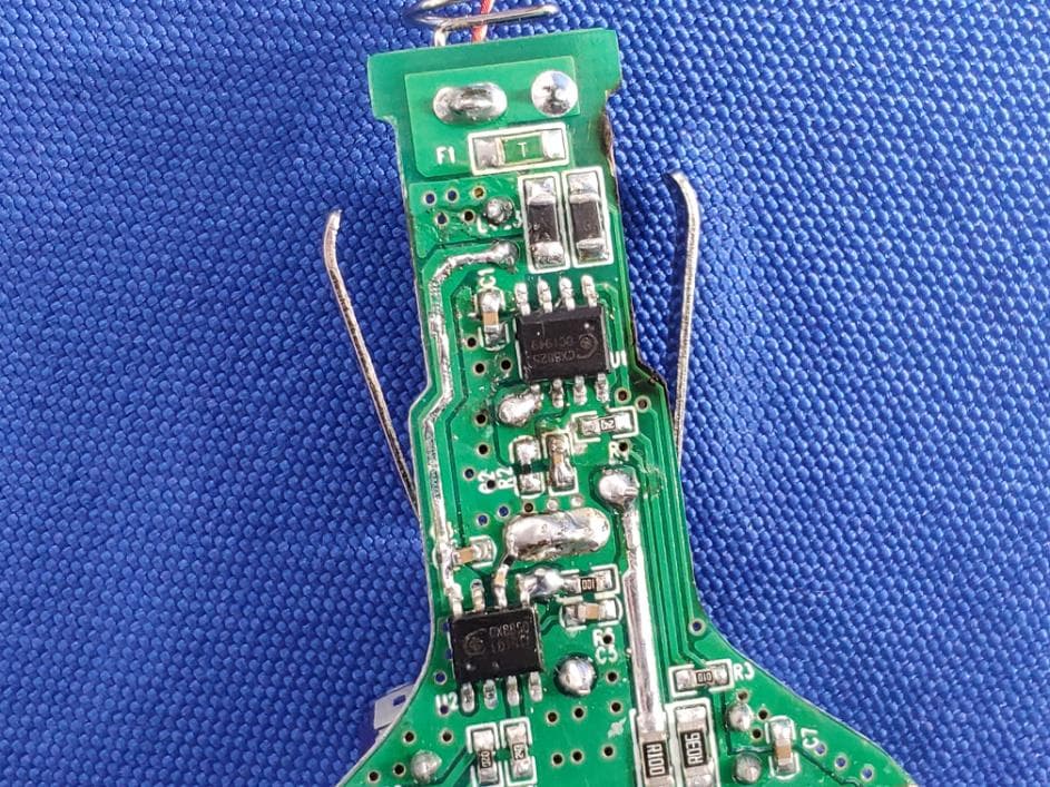 WIRELESS FM TRANSMITTER AND CAR CHARGER - FCC ID 2AMSO-CAD6005 - Summit Electronics LLC