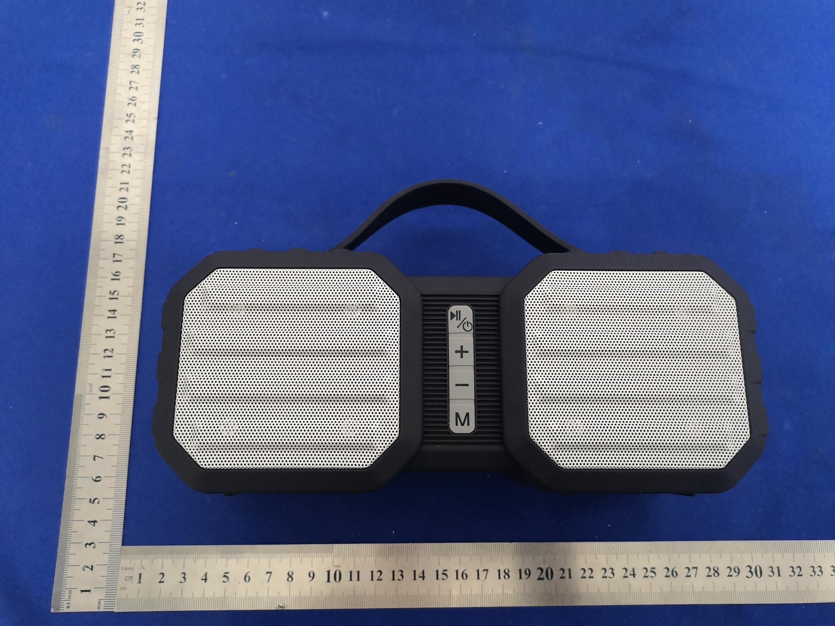 True Wireless Rugged speaker - FCC ID 2AMSOCSTW-43FD - Summit Electronics LLC