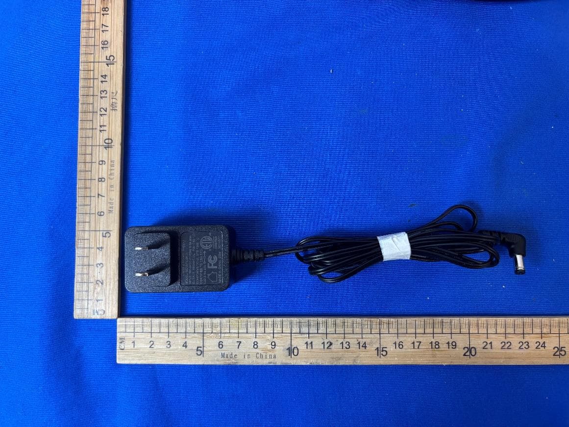 Robotic vacuum cleaner - FCC ID 2AMYQ-2025G580 - Shenzhen Hua Xin Information Technology Co., Ltd