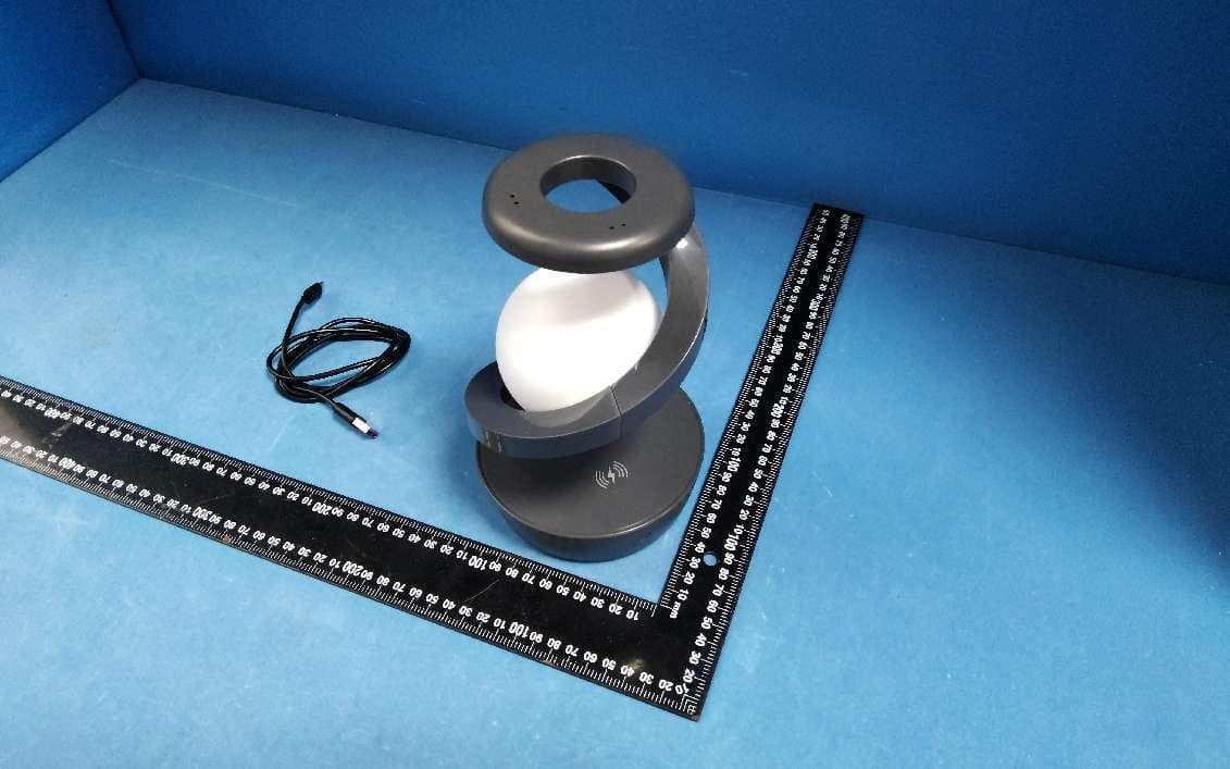 ROTATING SUSPENSION LAMP - FCC ID 2ANYD-SHS2438 - Shenzhen Sanhesheng Electronic CO.,LTD.