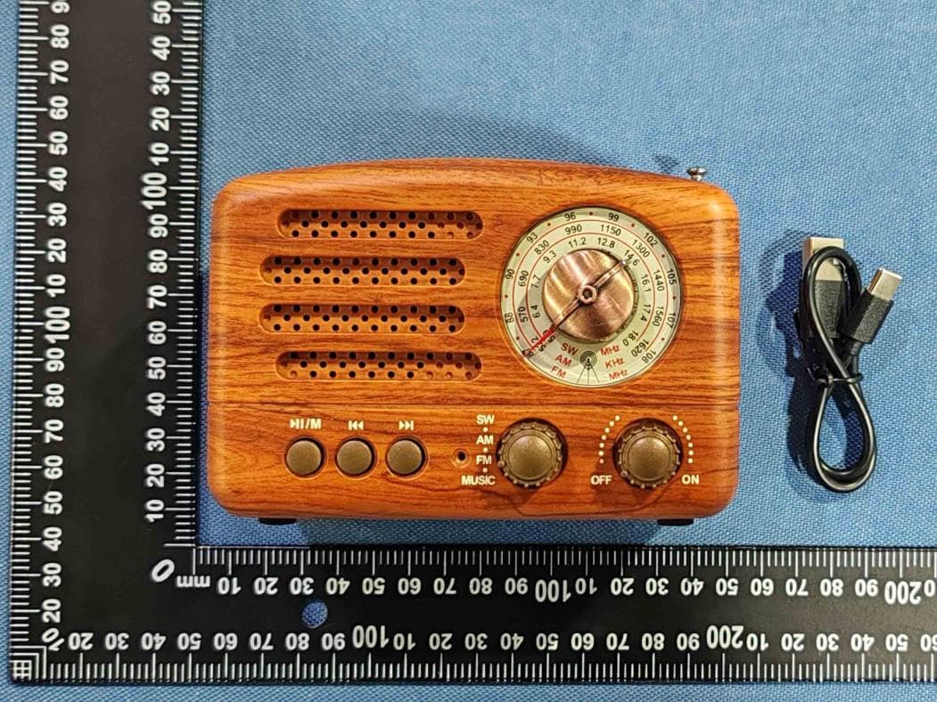 Portable Wireless Radio - FCC ID 2AO23-BTSP22 - Chug, Inc.