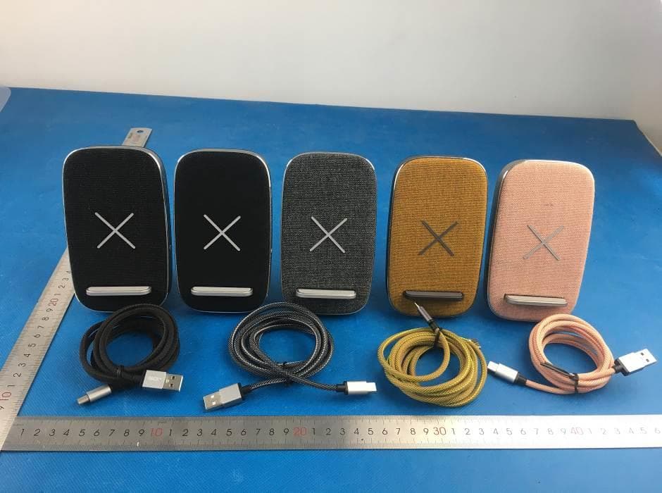 Wireless Charging Power Bank - FCC ID 2AO5W-CHARGEITS - SACKit ApS