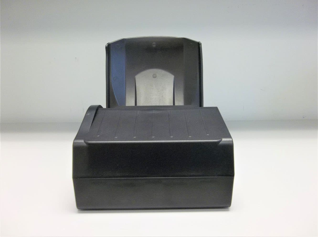 Desktop Document reader Regula 7024M-5A - FCC ID 2AOFE-7024M5A - REGULA BALTIJA Ltd