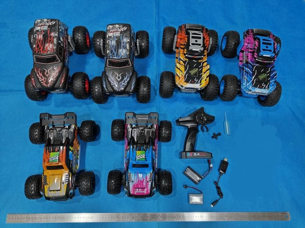Remote control vehicle series - FCC ID 2AOMVUD2237 - ZHENGGUANG PLASTIC TOY CO.LTD