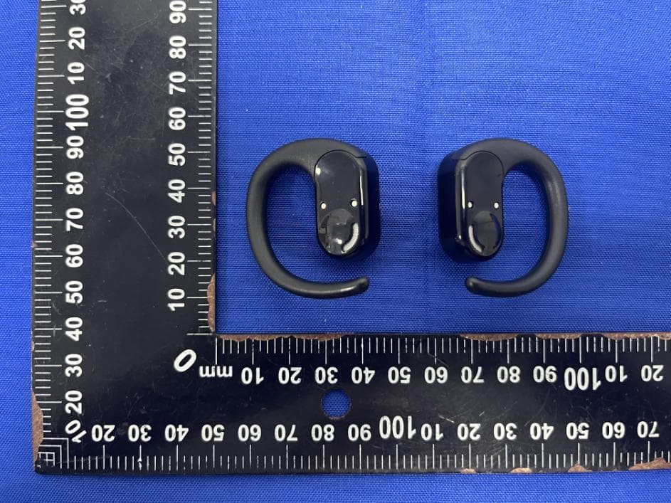 OPEN-EAR TRUE WIRELESS EARBUDS - FCC ID 2AQ5C-HOTWS - Hypercel Corporation