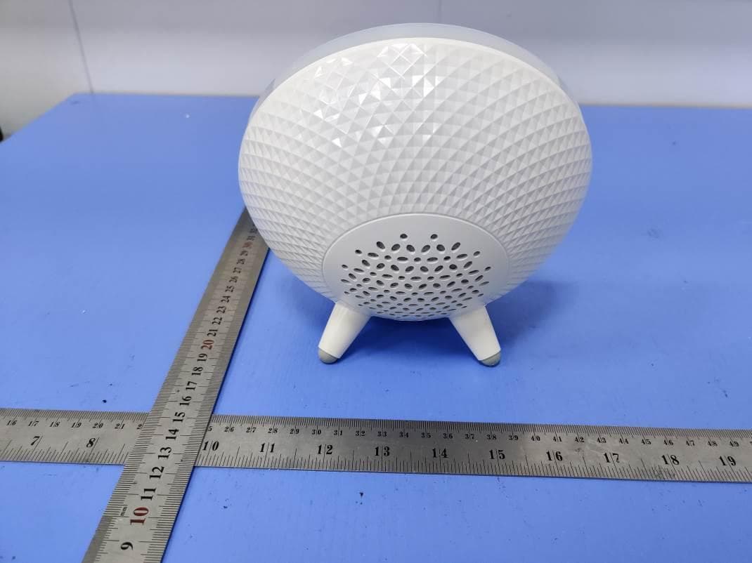 speaker lamp with wireless charging - FCC ID 2AQRG-A21 - Shenzhen Feihe Electronics Co., Ltd