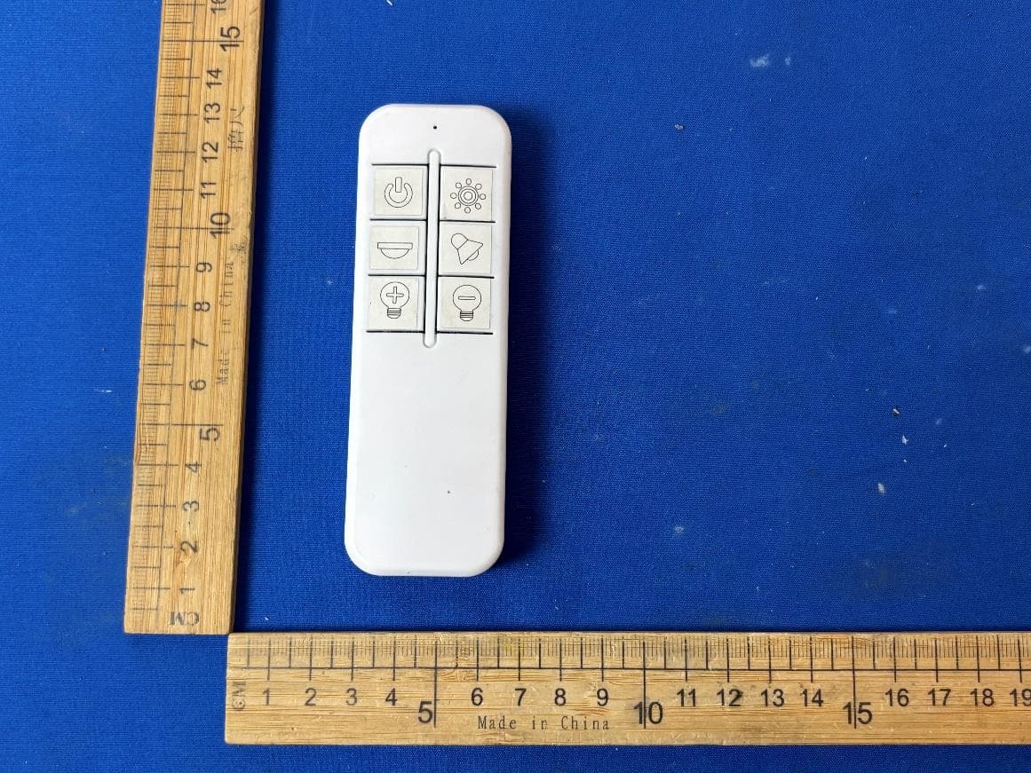 Track light - FCC ID 2AQVCHBTF1045R3 - Cordelia Lighting Inc.