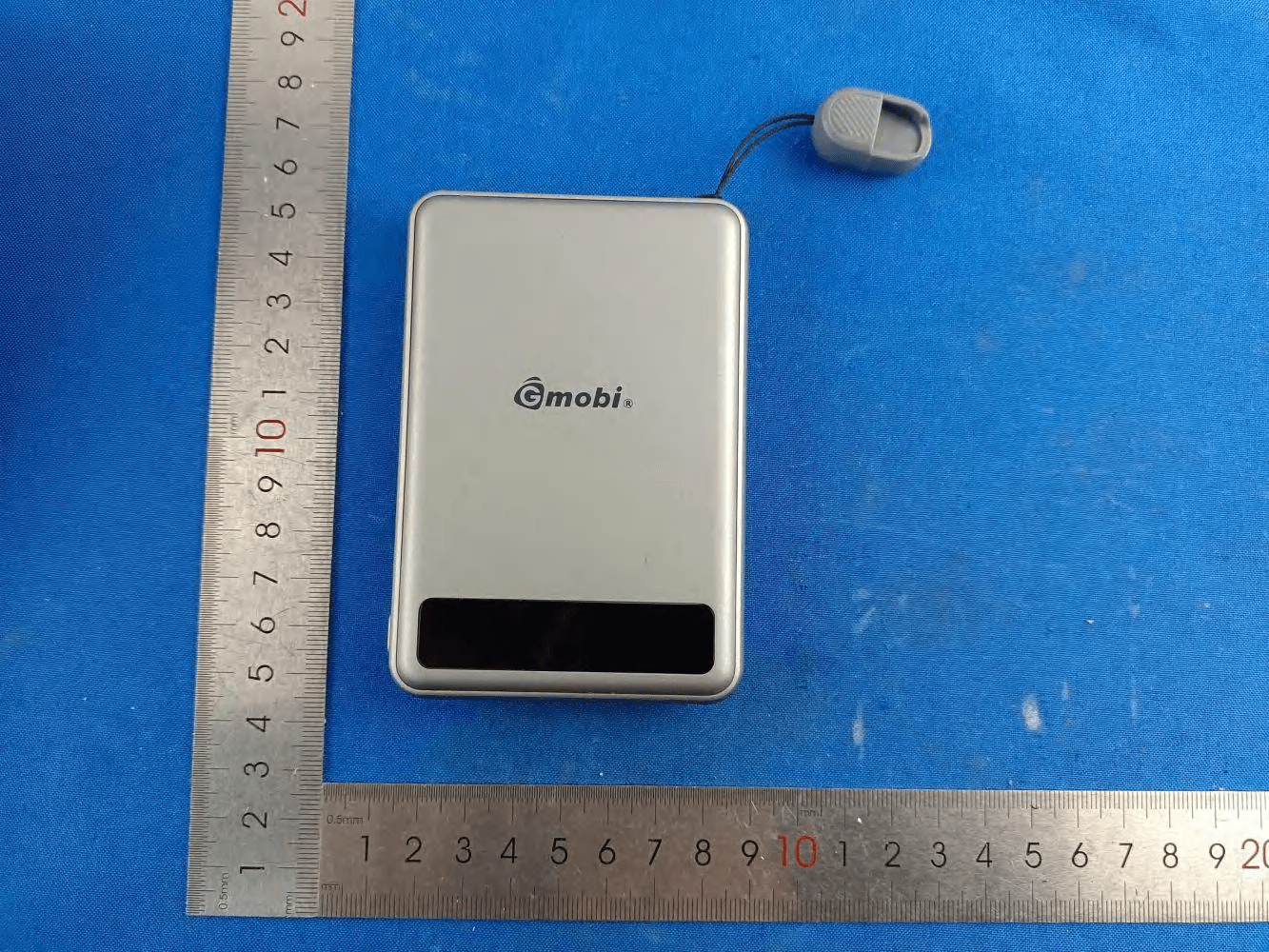 10000mAh Solid-State Battery Power Bank - FCC ID 2AQZH-D1052B1 - Gopod Group Limited.