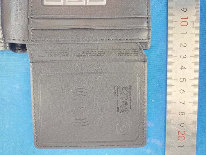 Men s Wallets - FCC ID 2AQZH-D998-10500257 - Gopod Group Limited.
