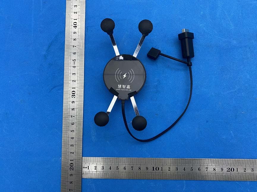 Wireless Charger - FCC ID 2AS8F-R1 - Arzin Motocam Intelligent Co.,Ltd