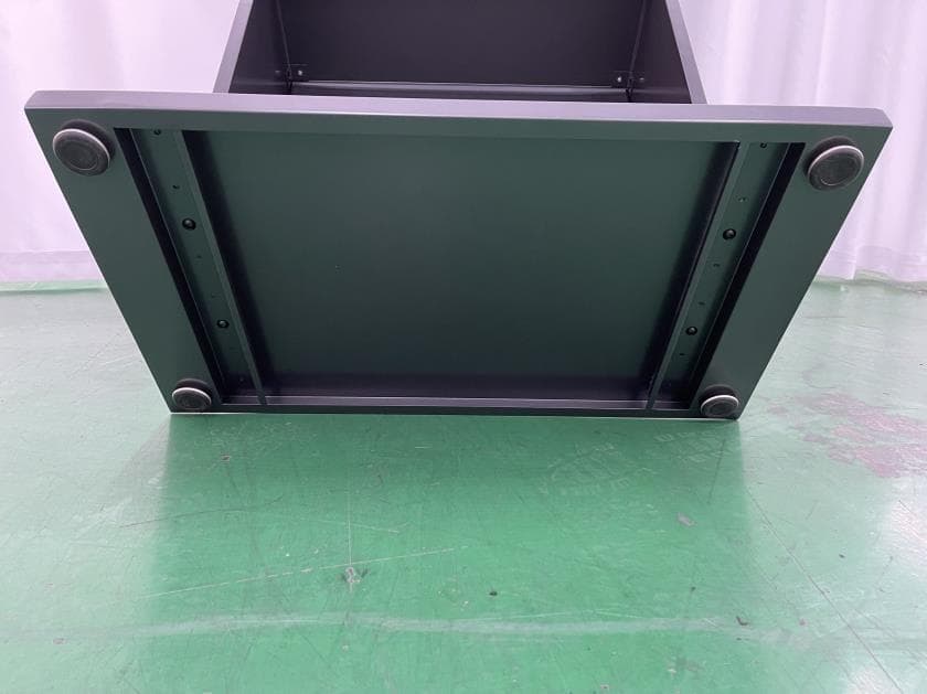 Digital Podium - FCC ID 2ASCB-DE043NLB - D2G Group LLC