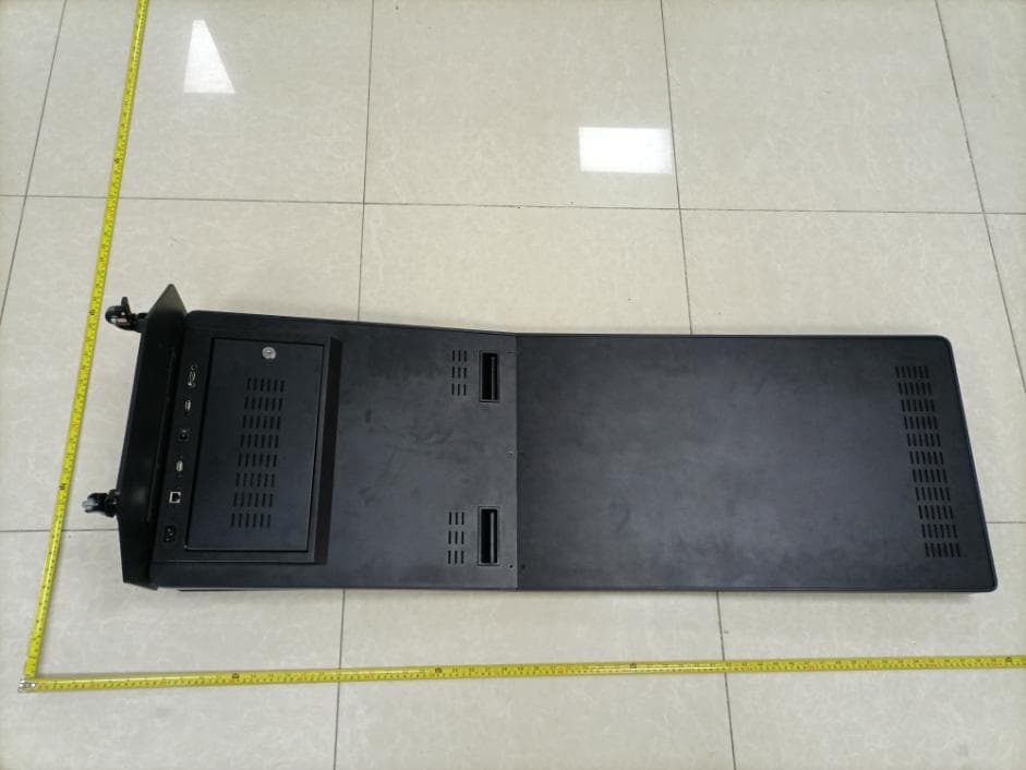 32 inch Non Touch LCD Digital Screen - FCC ID 2ASCB-DGSNCKNT32 - D2G Group LLC