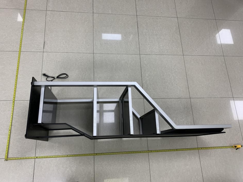 Free Standing Digital Display Shelf w/ LCD Screen - FCC ID 2ASCB-SMFSDDS - D2G Group LLC