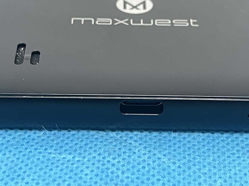 Phone - FCC ID 2ASP8ASTROA63 - MAXWEST COMMUNICATION LIMITED