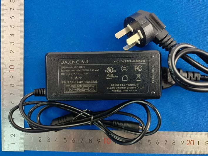 Label Printer - FCC ID 2ASRB-T200-BT - Zhuhai Quin Technology Co., Ltd.