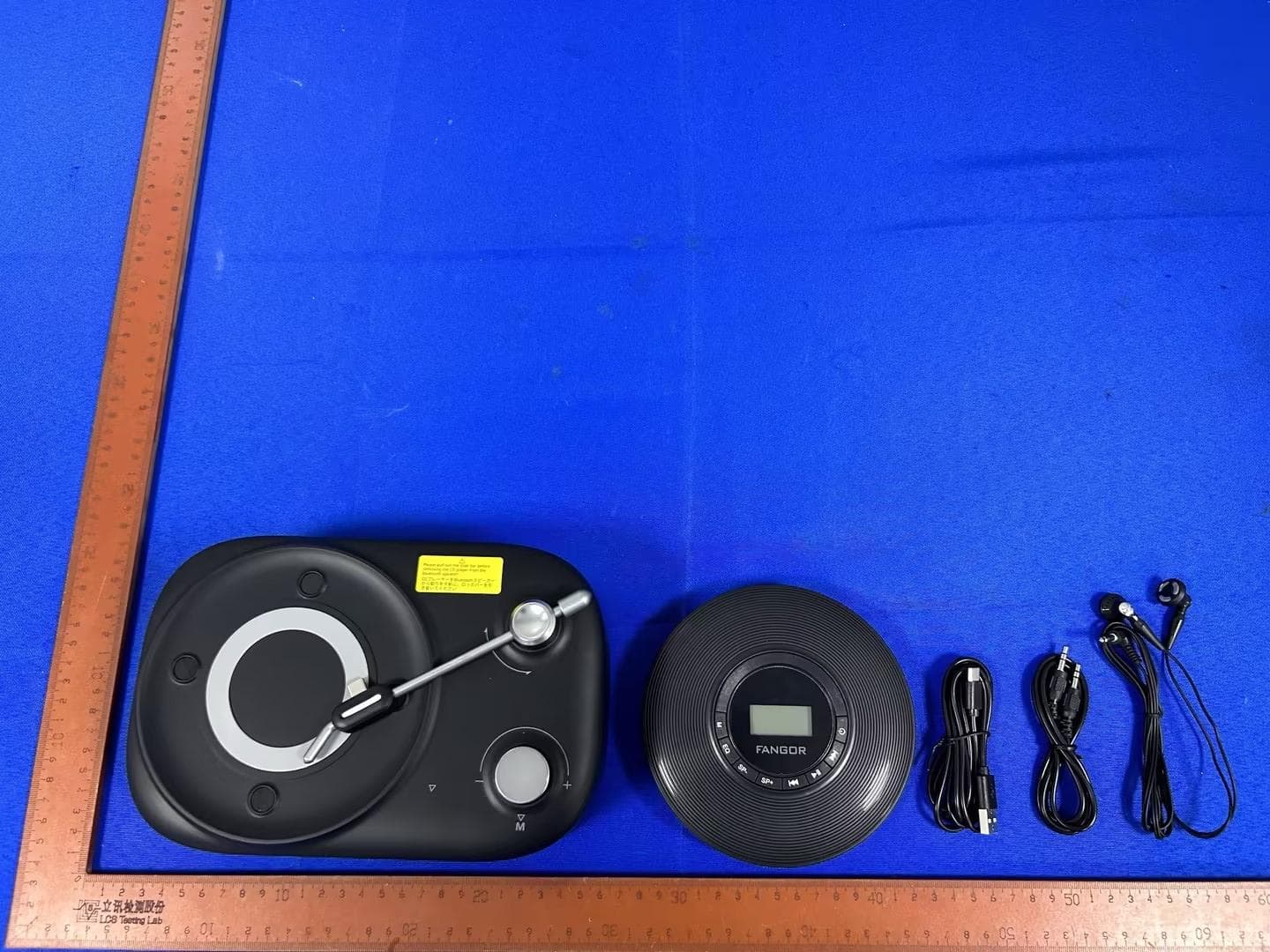 Bluetooth speaker with cd player - FCC ID 2ATFT-CD002 - Shenzhen Kejinming Electronic Co.,Ltd