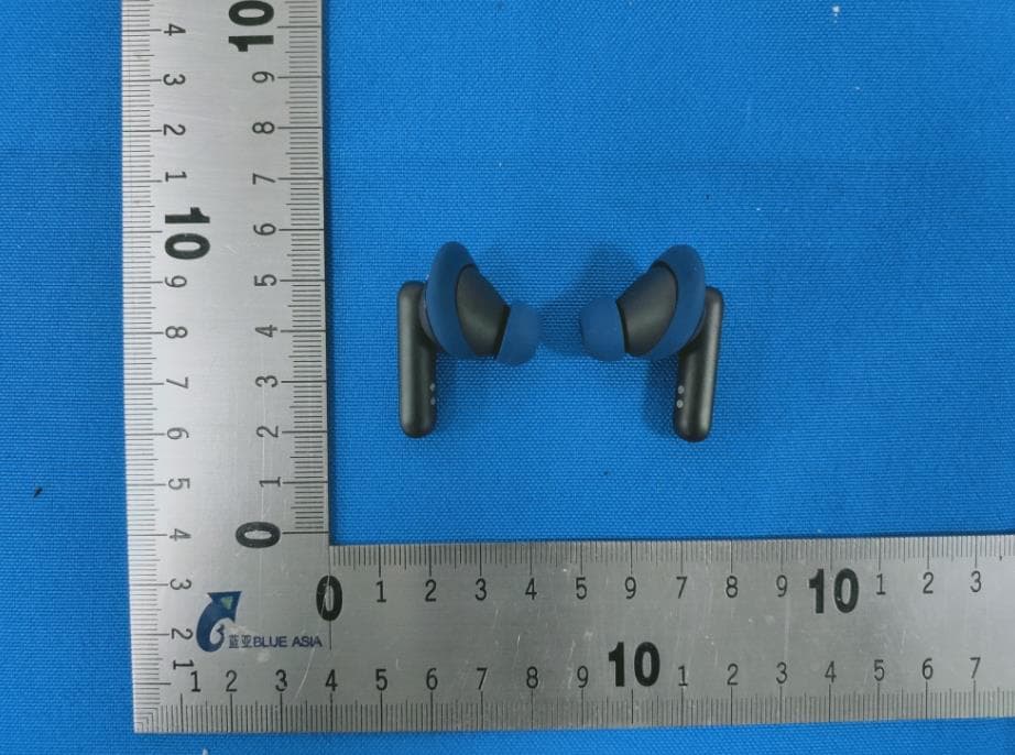 True Wireless Earbuds - FCC ID 2ATIH-EPN8 - Aukey Technology Co.,Ltd.