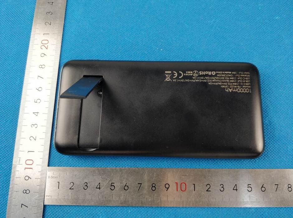 Power Bank - FCC ID 2ATIH-PB-WL02 - Aukey Technology Co.,Ltd.