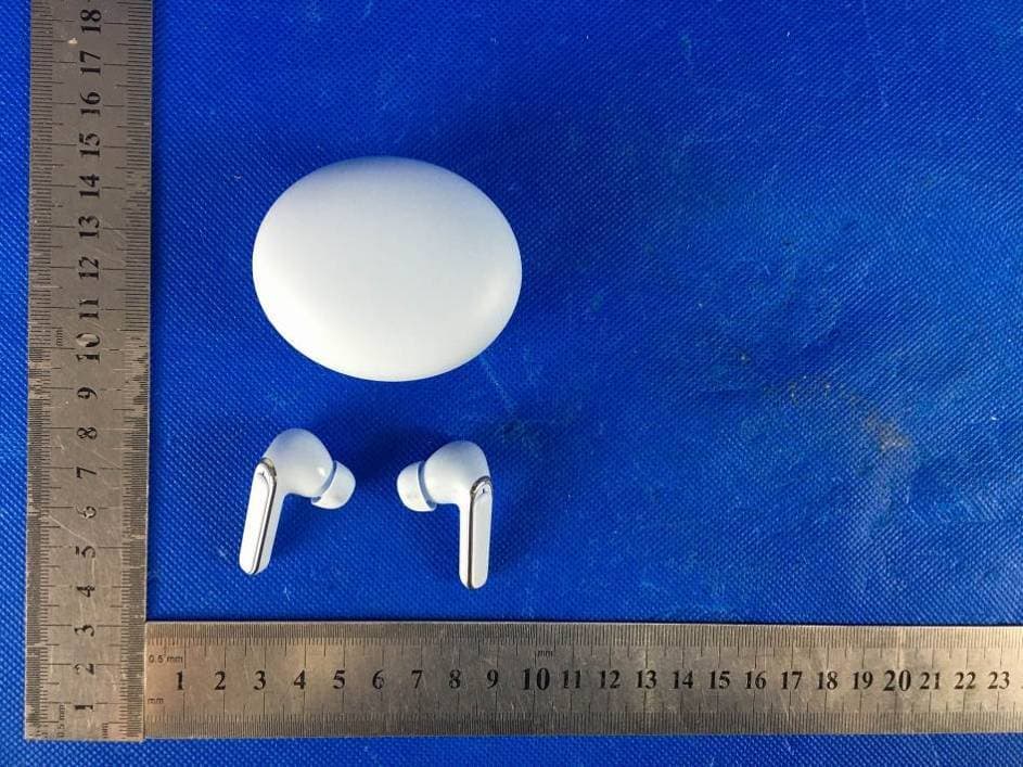 True Wireless Earbuds - FCC ID 2ATJ2-H2203 - DONG GUAN BINSHI ELECTRONIC TECHNOLOGY CO., LTD